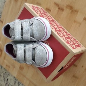 Vans shoes toddler size 5T